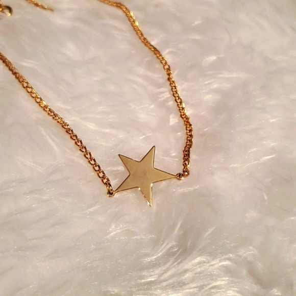 Vintage AVON Sunny Star Necklace - Picture 6 of 8